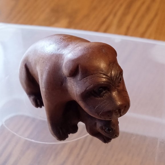 Hand Carved Wooden Netsuke - Picture 5 of 7